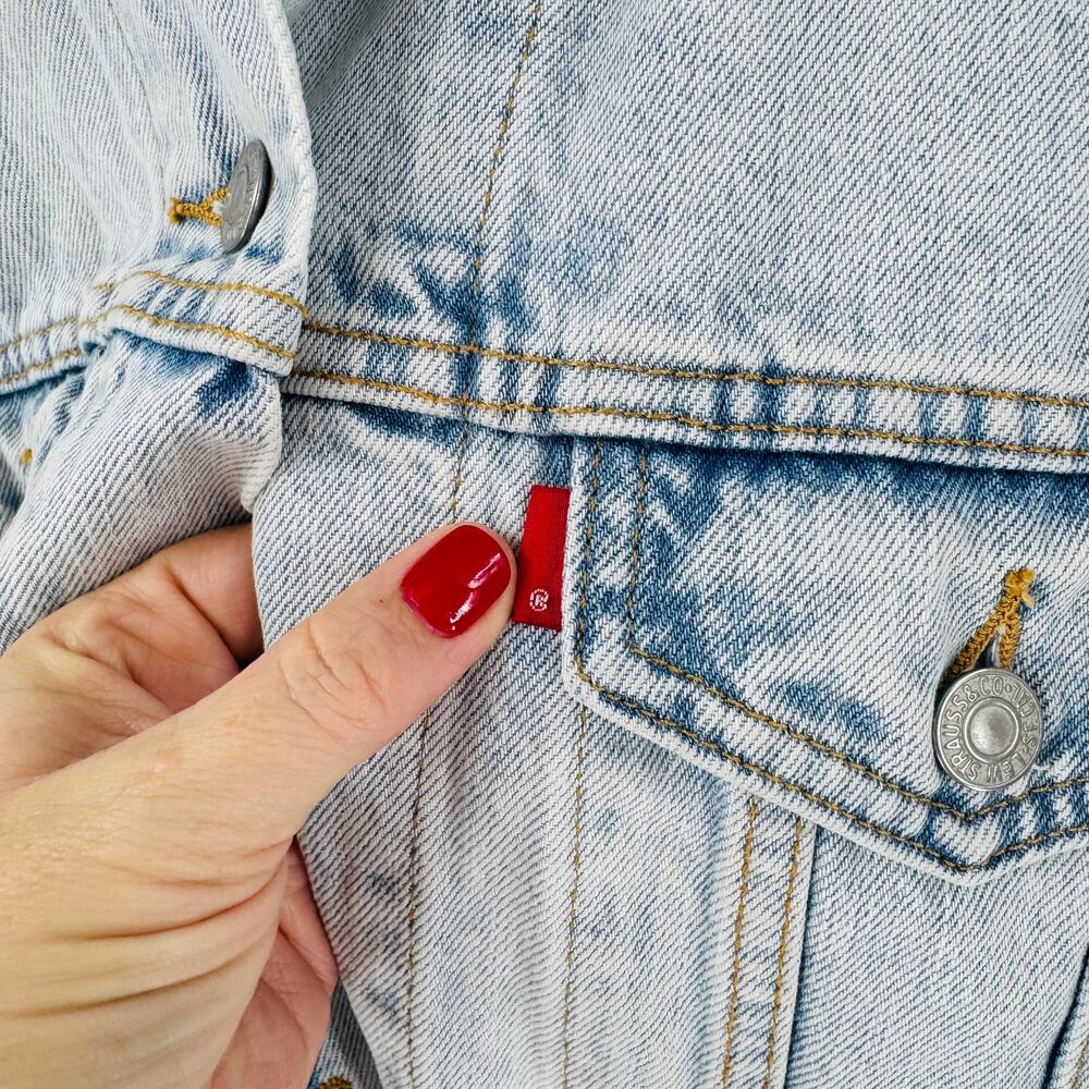 Levi’s Premium Patchwork Denim Jacket M Distresse… - image 4